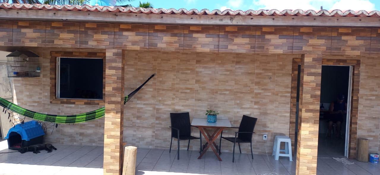 Casa à venda com 3 quartos - Foto 1