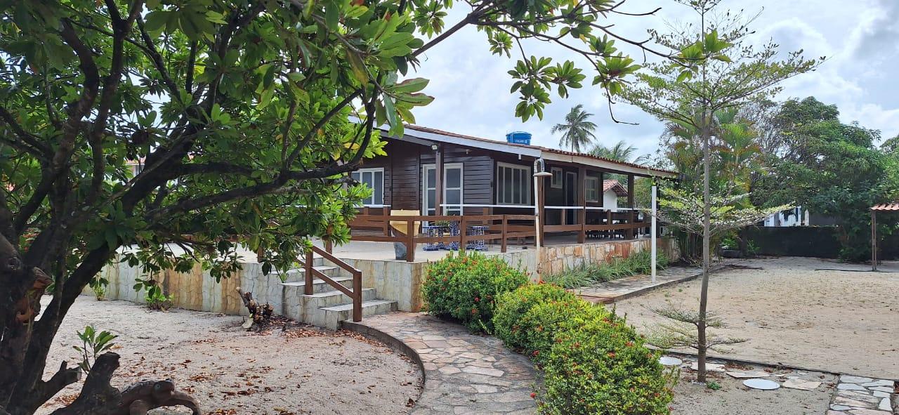 Casa à venda com 3 quartos - Foto 1